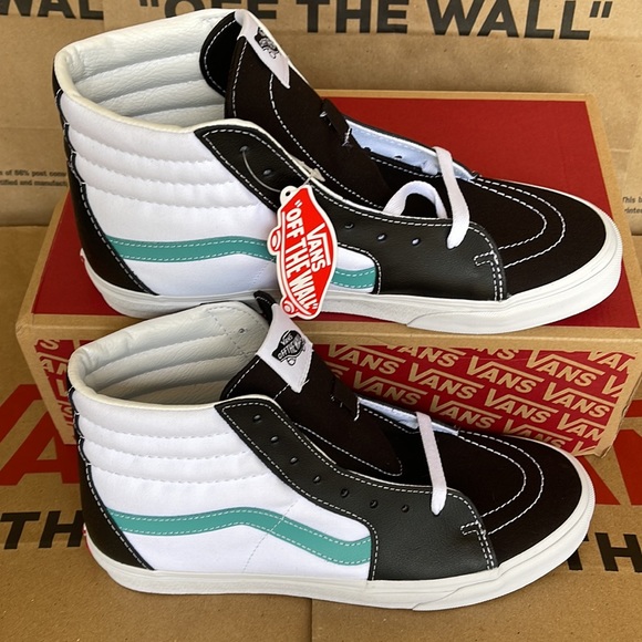 Vans Sk8-Hi Classic Spot Black/True White Leather WMNS sneakers - Picture 3 of 16